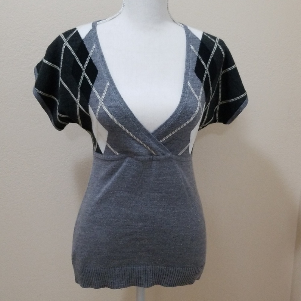 New York and Co Sweater